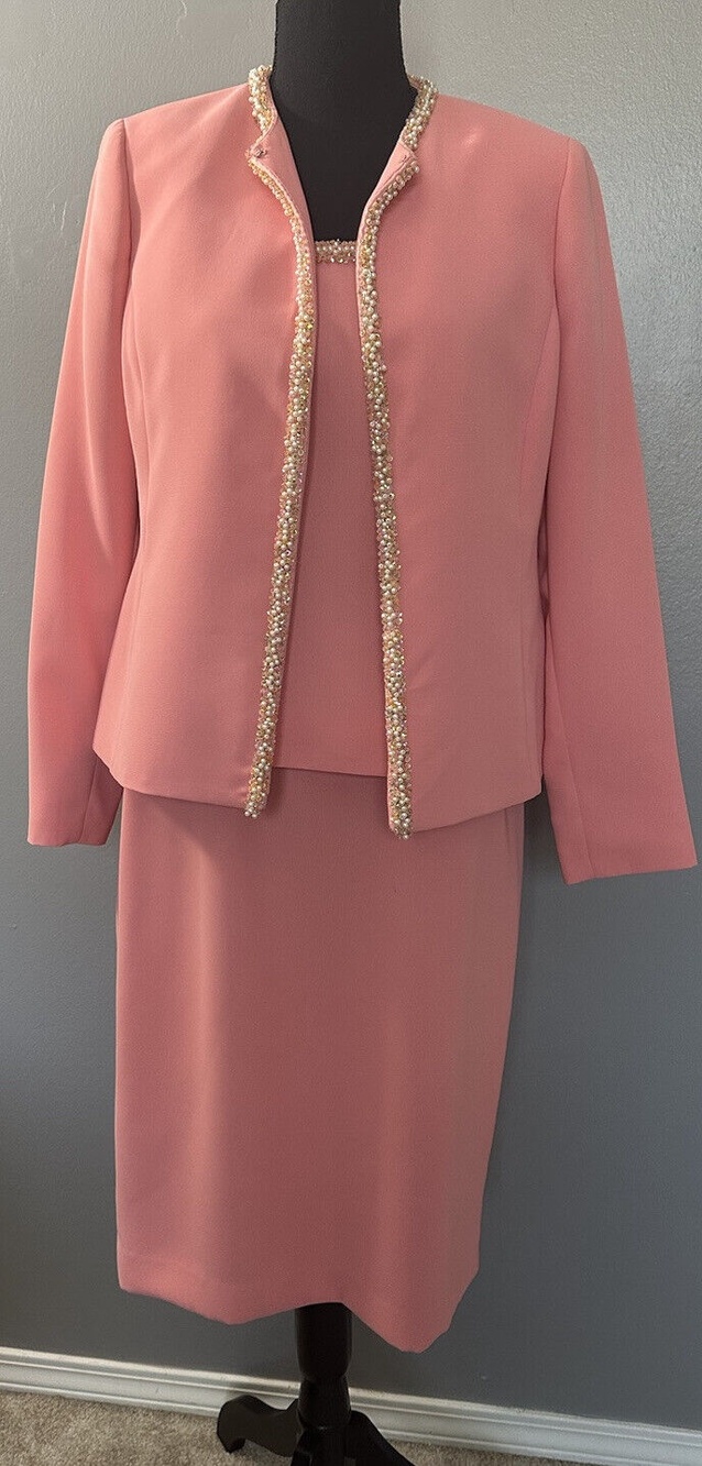 Kasper Womens 8P Formal 3 Piece Skirt Suit Beaded Trim Jacket Peach Outfit EUC